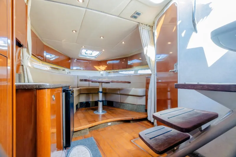 Slide: The Image of Sea Ray 370 Venture 2013 - 7156632