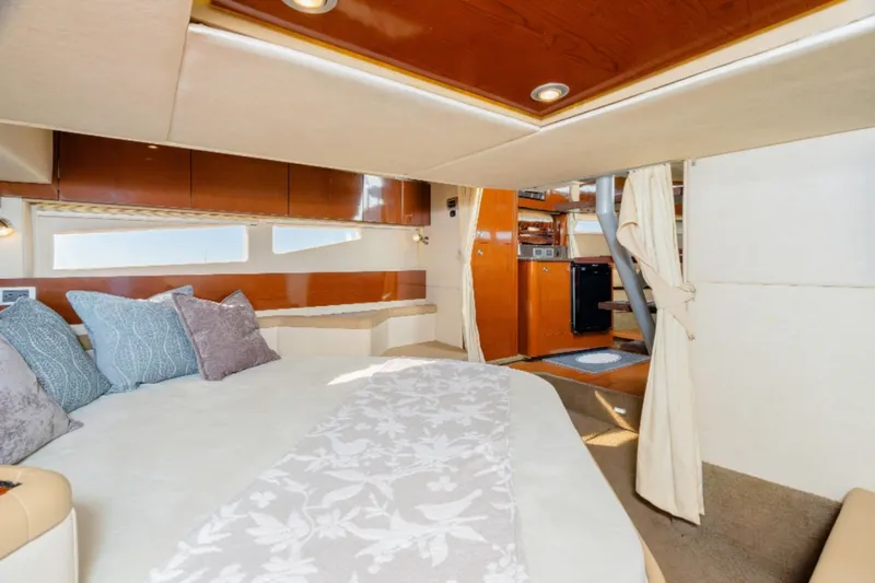 Slide: The Image of Sea Ray 370 Venture 2013 - 7156630
