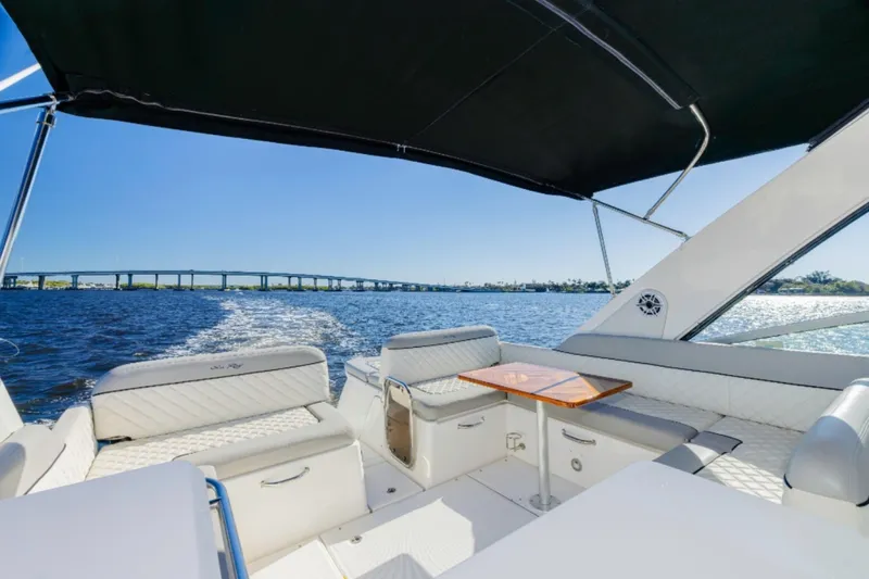 Slide: The Image of Sea Ray 370 Venture 2013 - 7156599