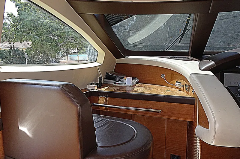 Slide: The Image of Azimut 100 Leonardo 2010 - 7156737