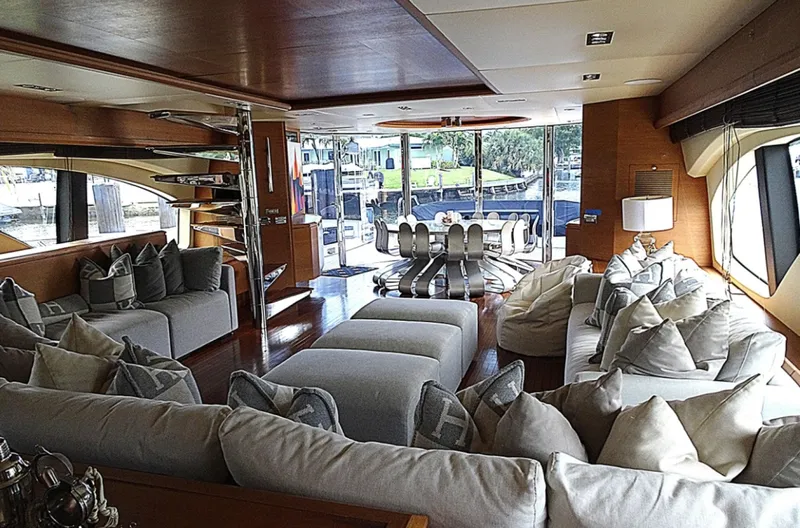 Slide: The Image of Azimut 100 Leonardo 2010 - 7156727