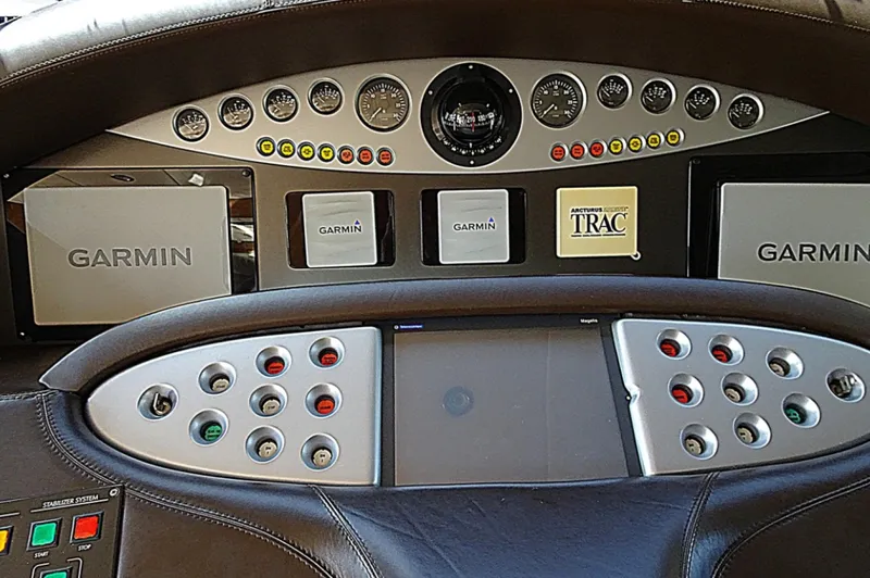 Slide: The Image of Azimut 100 Leonardo 2010 - 7156741