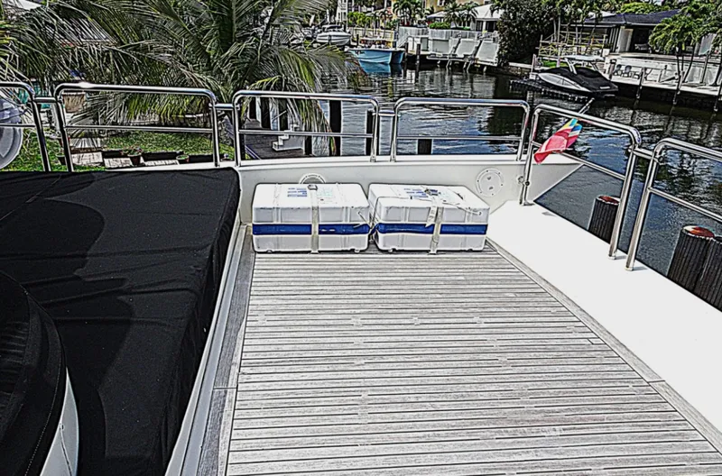 Slide: The Image of Azimut 100 Leonardo 2010 - 7156796