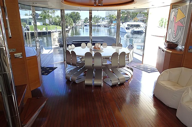 Slide: The Image of Azimut 100 Leonardo 2010 - 7156730
