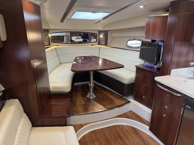 Slide: The Image of Chaparral 330 Signature 2018 - 7156701