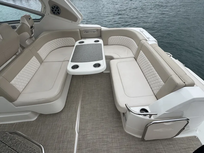 Slide: The Image of Chaparral 330 Signature 2018 - 7156682