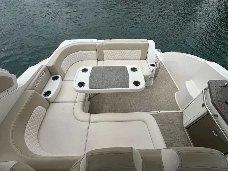 Slide: The Image of Chaparral 330 Signature 2018 - 7156686