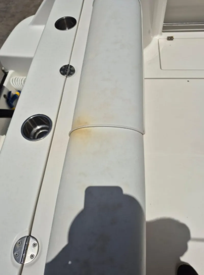 Slide: The Image of Robalo R305 Walkaround 2008 - 7156843