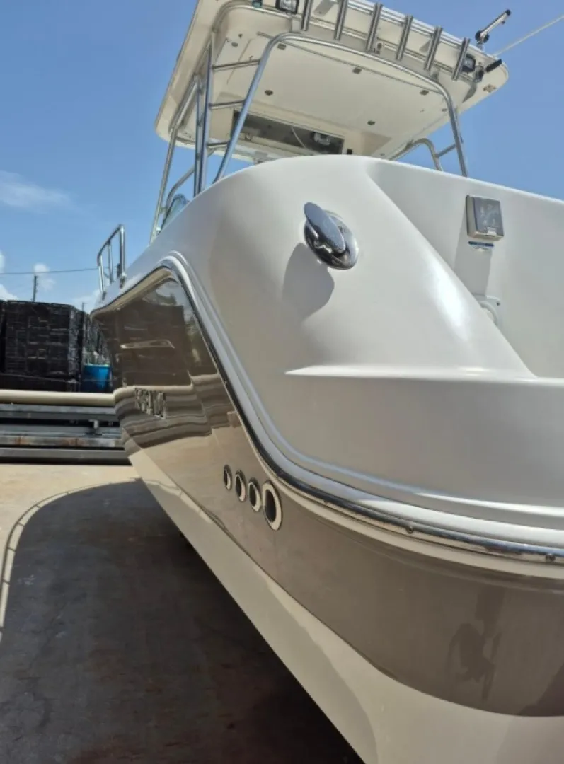 Slide: The Image of Robalo R305 Walkaround 2008 - 7156872