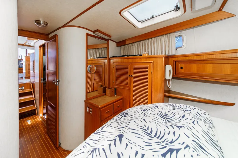Slide: The Image of Offshore Sedan 1989 - 7157884