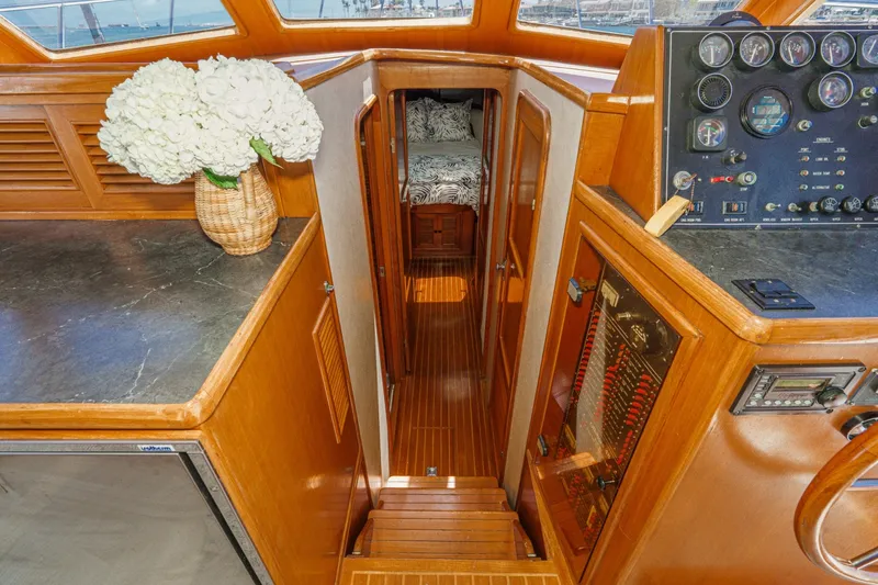 Slide: The Image of Offshore Sedan 1989 - 7157881