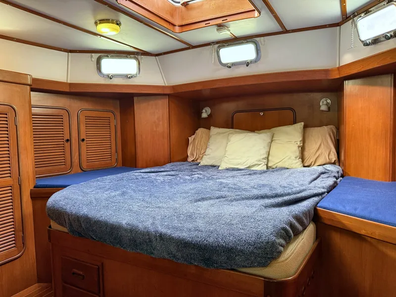 Slide: The Image of Aft stateroom  - 7158825