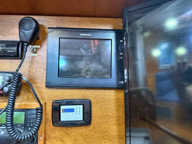 Slide: The Image of Electronics at Nav - 7158811