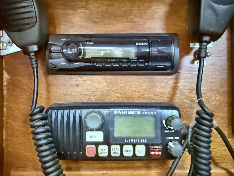 Slide: The Image of Electronics at Nav  - 7158812