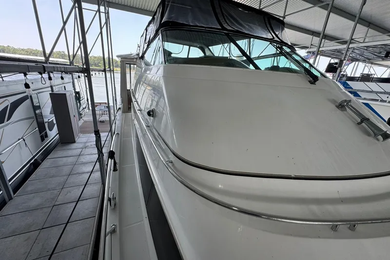 Slide: The Image of Carver Yachts 466 Motor Yacht 2004 - 7397835