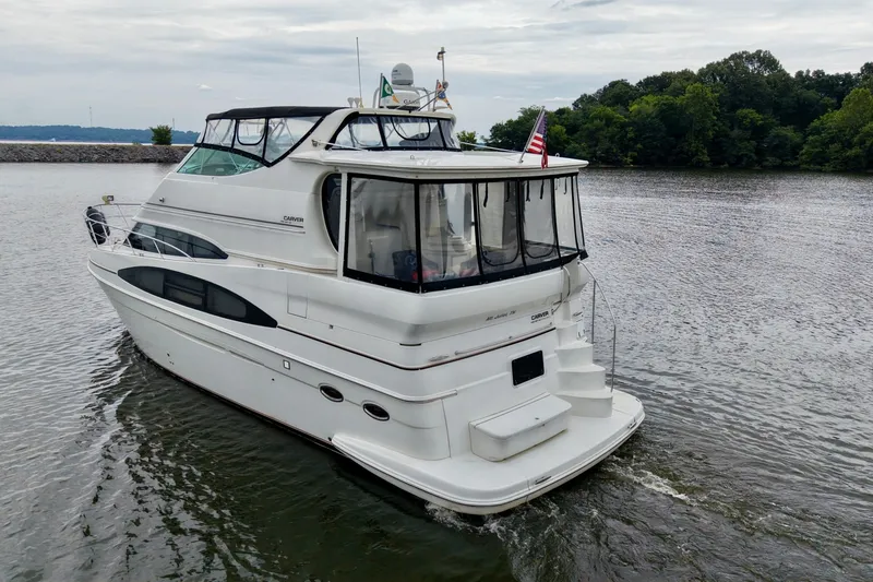 Slide: The Image of Carver Yachts 466 Motor Yacht 2004 - 7159360