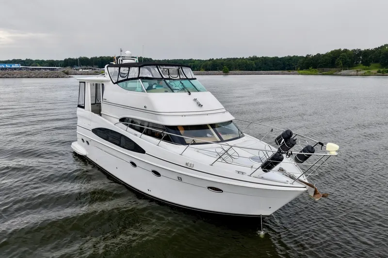 Slide: The Image of Carver Yachts 466 Motor Yacht 2004 - 7159337