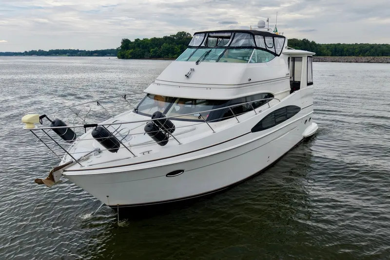 Slide: The Image of Carver Yachts 466 Motor Yacht 2004 - 7159345