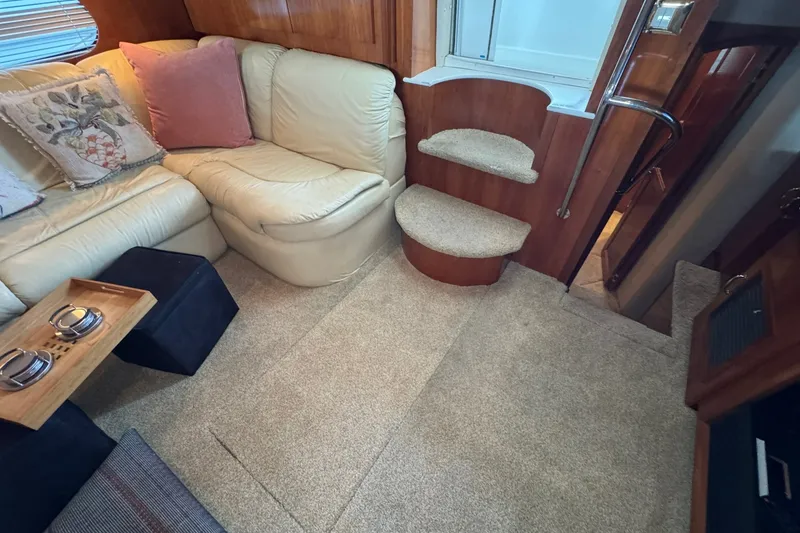 Slide: The Image of Carver Yachts 466 Motor Yacht 2004 - 7159590