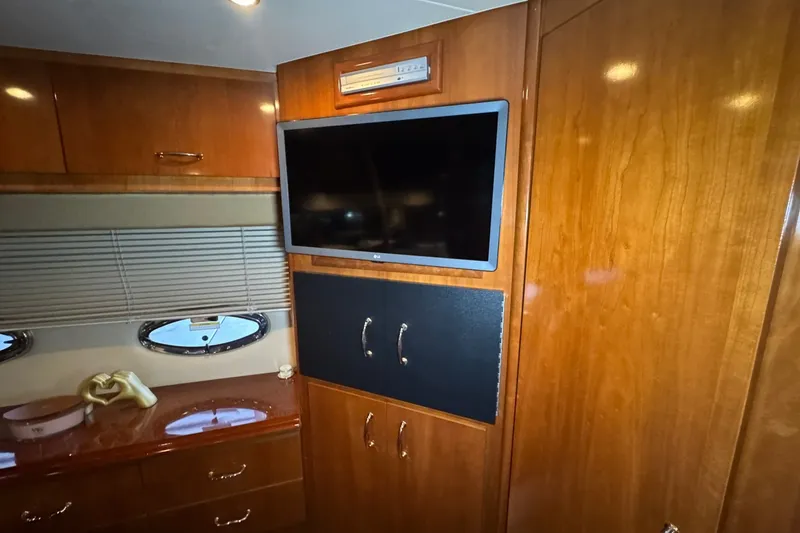 Slide: The Image of Carver Yachts 466 Motor Yacht 2004 - 7397877