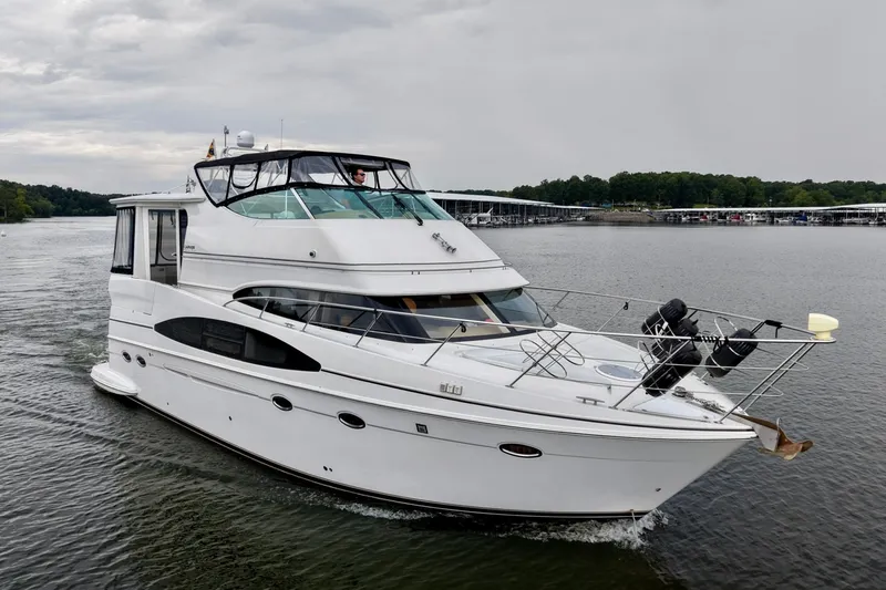 Slide: The Image of Carver Yachts 466 Motor Yacht 2004 - 7159334