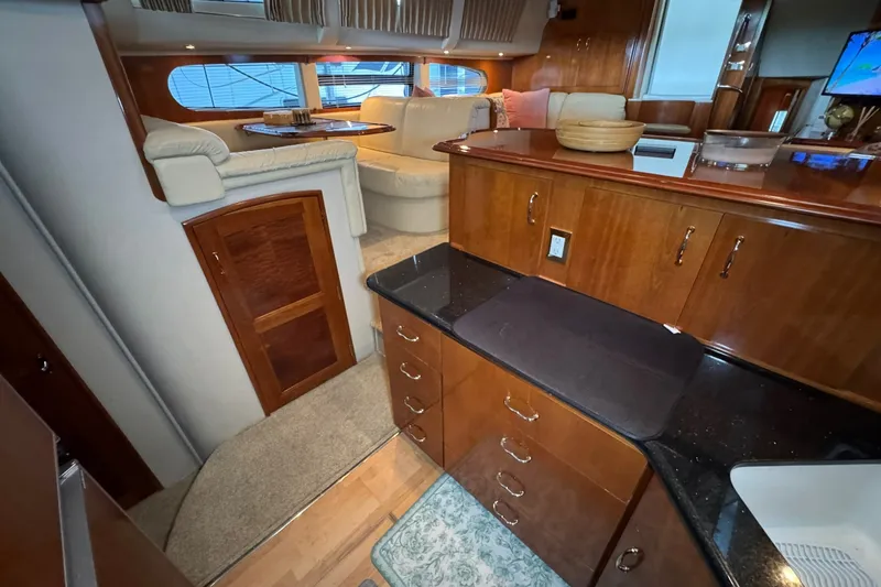 Slide: The Image of Carver Yachts 466 Motor Yacht 2004 - 7159559