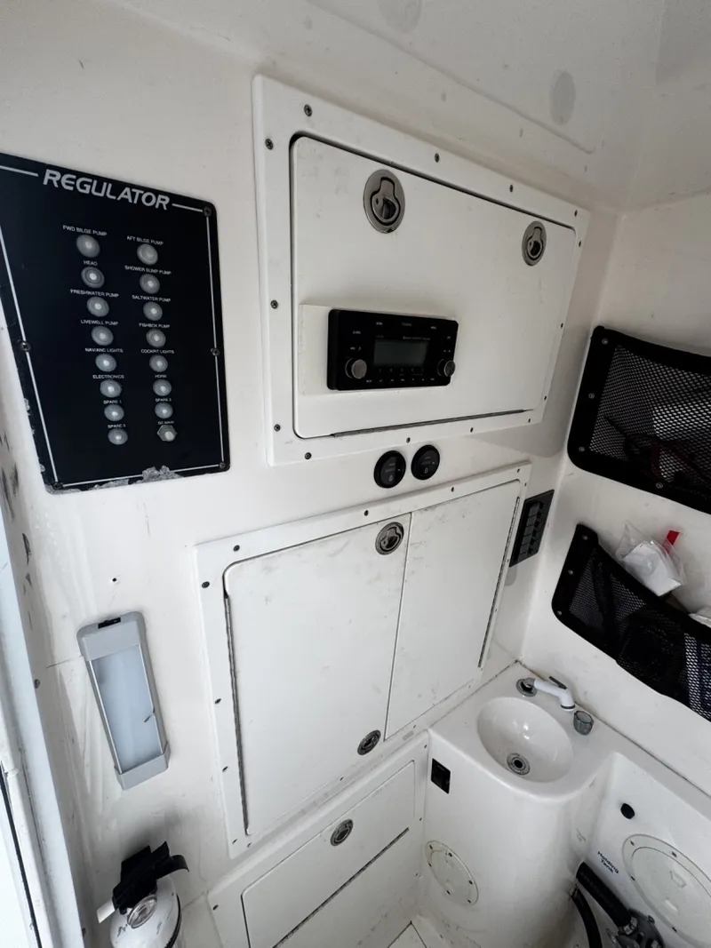 Slide: The Image of Regulator Marine 32FS 2006 - 7159724