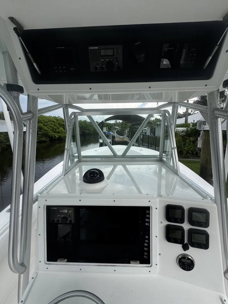Slide: The Image of Regulator Marine 32FS 2006 - 7159789