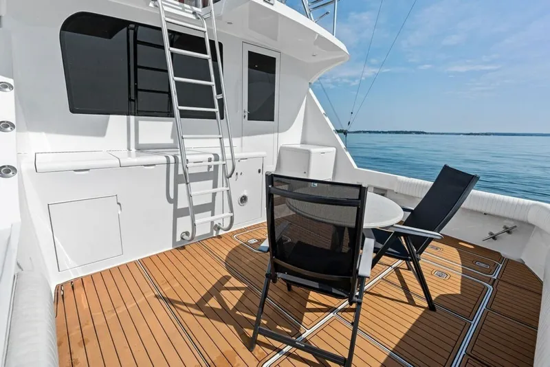Slide: The Image of Hatteras 60 Convertible 1999 - 7243200