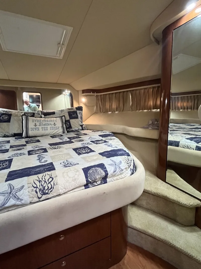 Slide: The Image of Sea Ray Motor Yacht 2002 - 7159741