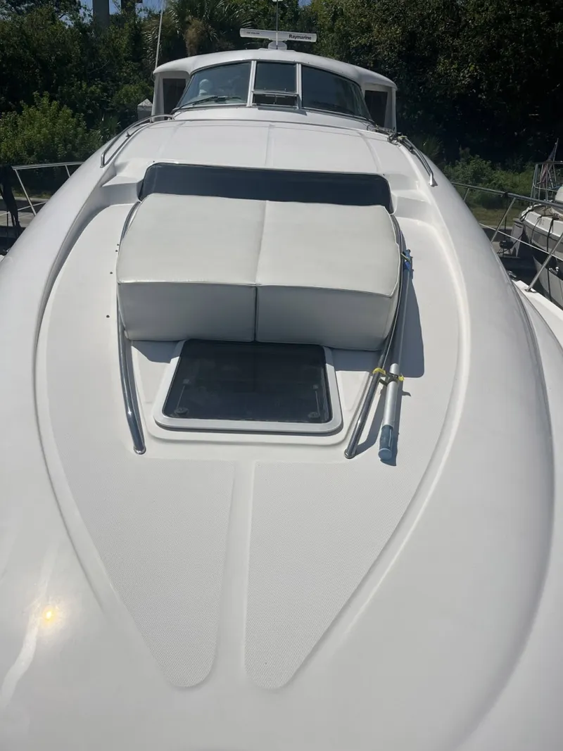Slide: The Image of Sea Ray Motor Yacht 2002 - 7159748