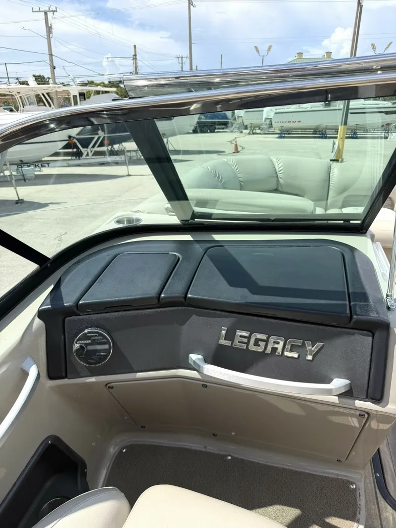 Slide: The Image of Manitou Legacy 250 2017 - 7656796