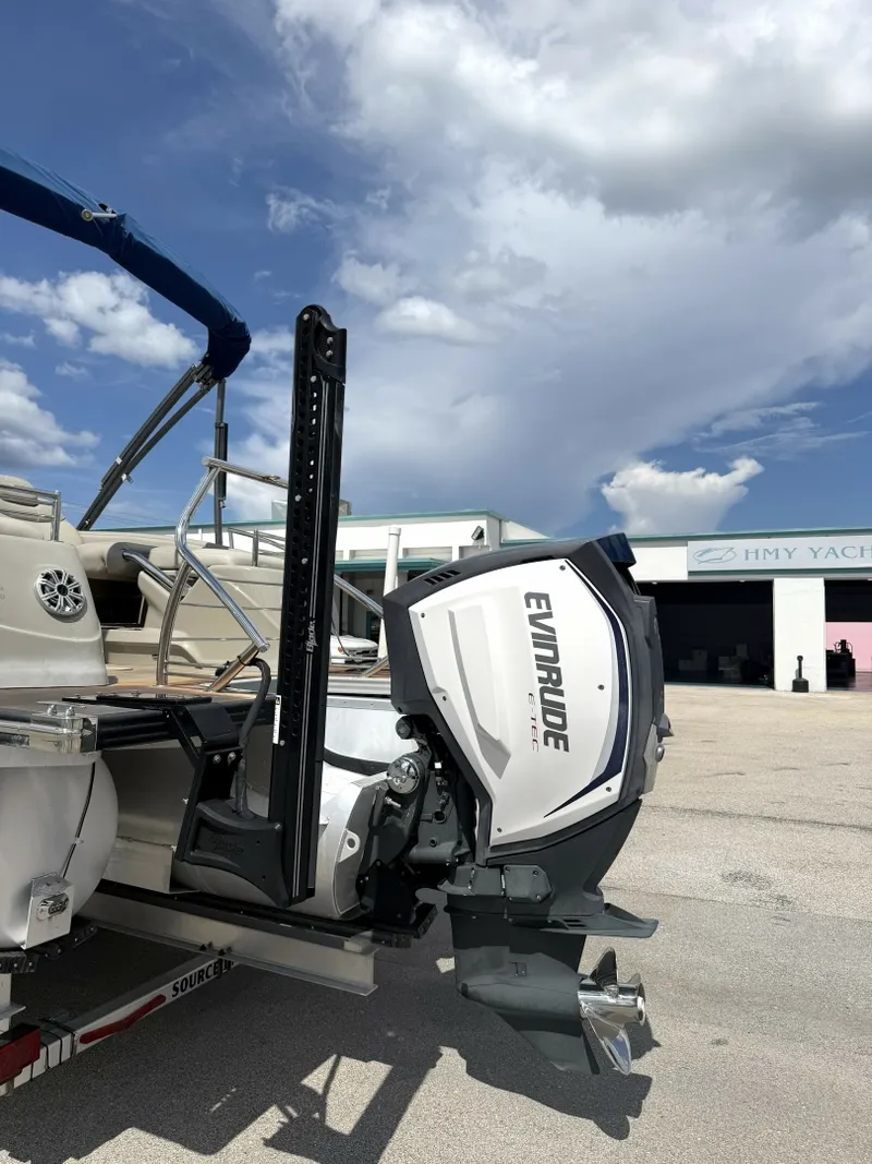 Slide: The Image of Manitou Legacy 250 2017 - 7160084