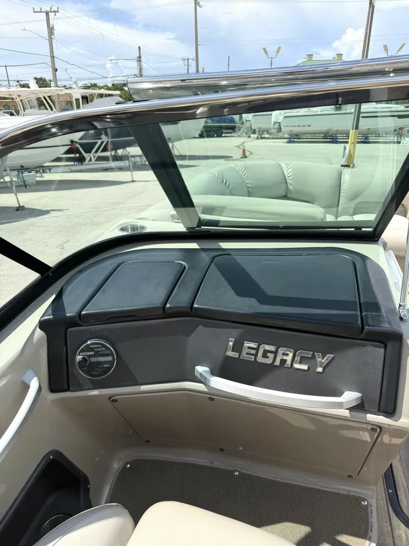 Slide: The Image of Manitou Legacy 250 2017 - 7160077