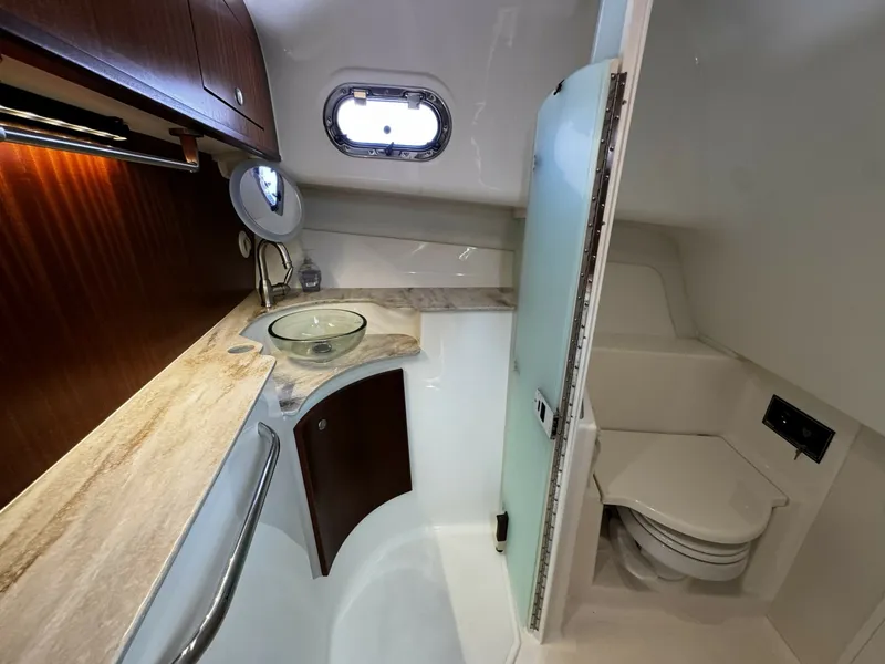 Slide: The Image of Pursuit OS 385 Offshore 2022 - 7160112