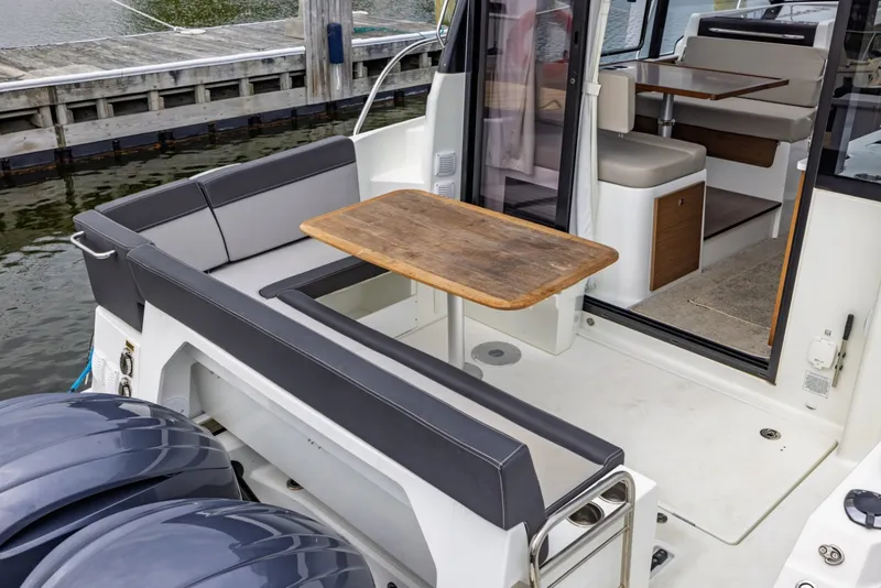 Slide: The Image of Jeanneau NC 1095 Weekender 2023 - 7160330