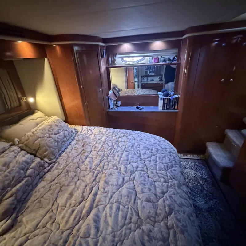 Slide: The Image of Sea Ray 480 Motor Yacht 2002 - 7160692