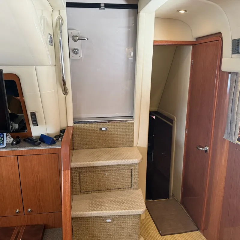Slide: The Image of Sea Ray 480 Motor Yacht 2002 - 7160678
