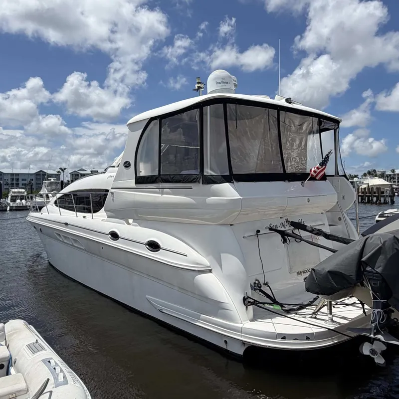 Slide: The Image of Sea Ray 480 Motor Yacht 2002 - 7160618