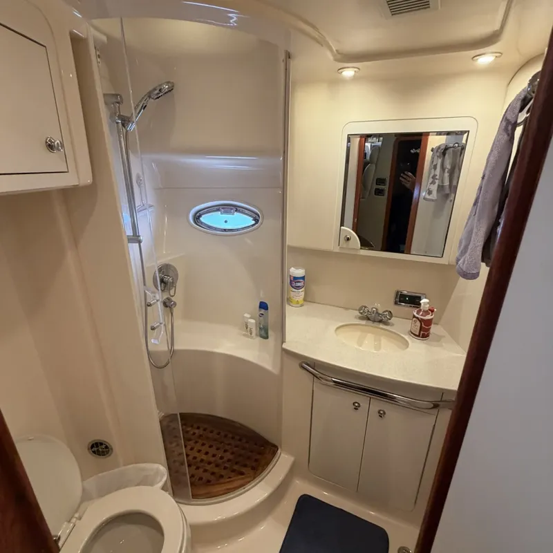 Slide: The Image of Sea Ray 480 Motor Yacht 2002 - 7160666