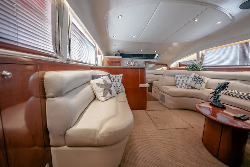 Slide: The Image of Sea Ray 480 Motor Yacht 2002 - 8671953