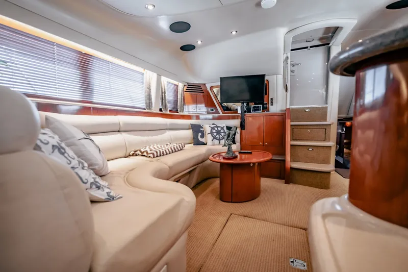 Slide: The Image of Sea Ray 480 Motor Yacht 2002 - 8671949