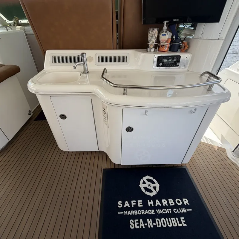 Slide: The Image of Sea Ray 480 Motor Yacht 2002 - 7160627