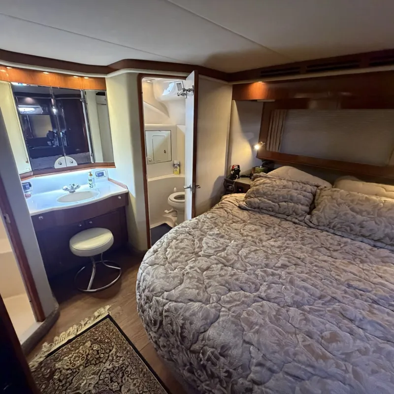 Slide: The Image of Sea Ray 480 Motor Yacht 2002 - 7160683
