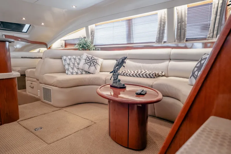 Slide: The Image of Sea Ray 480 Motor Yacht 2002 - 8671950