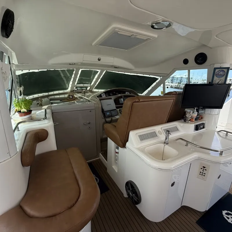 Slide: The Image of Sea Ray 480 Motor Yacht 2002 - 7160632