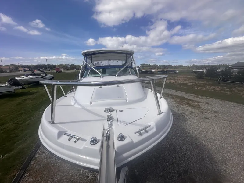 Slide: The Image of Edgewater 255 Express 2001 - 7930620