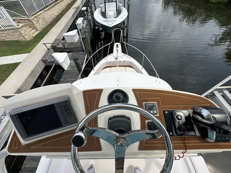 Slide: The Image of Grady-White 300 Marlin 2006 - 7164040