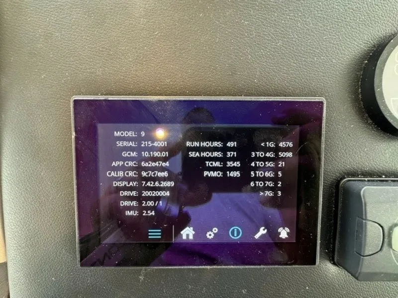 Slide: The Image of Azimut 50FLY 2023 - 7160929