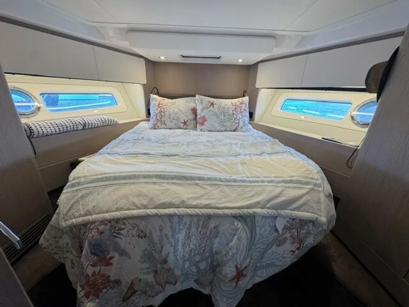 Slide: The Image of Azimut 50FLY 2023 - 7160932